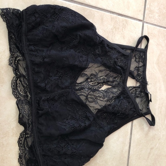 Bralettes - Picture 2 of 2